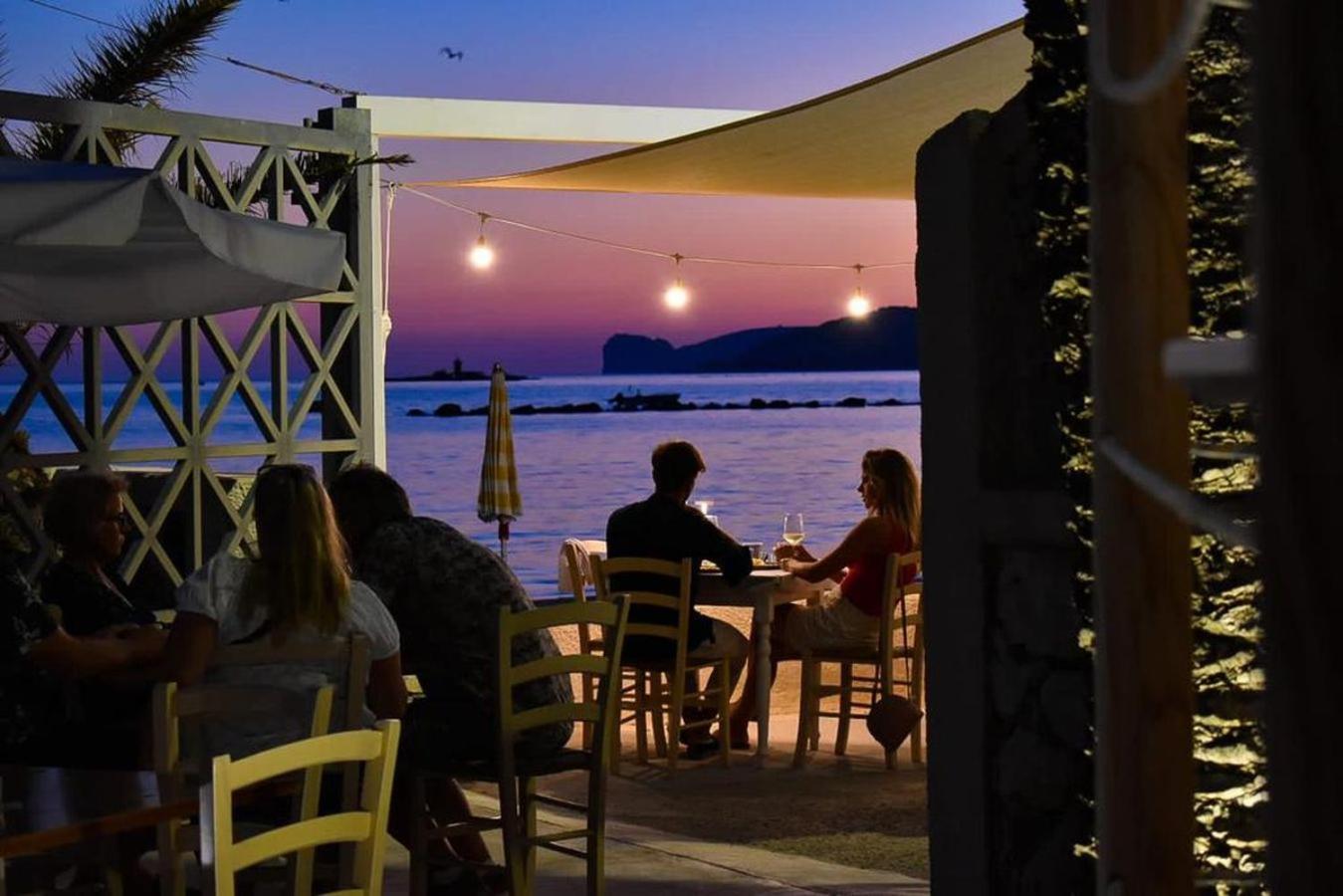 Lido Di Alghero Rooms On The Beach Buitenkant foto