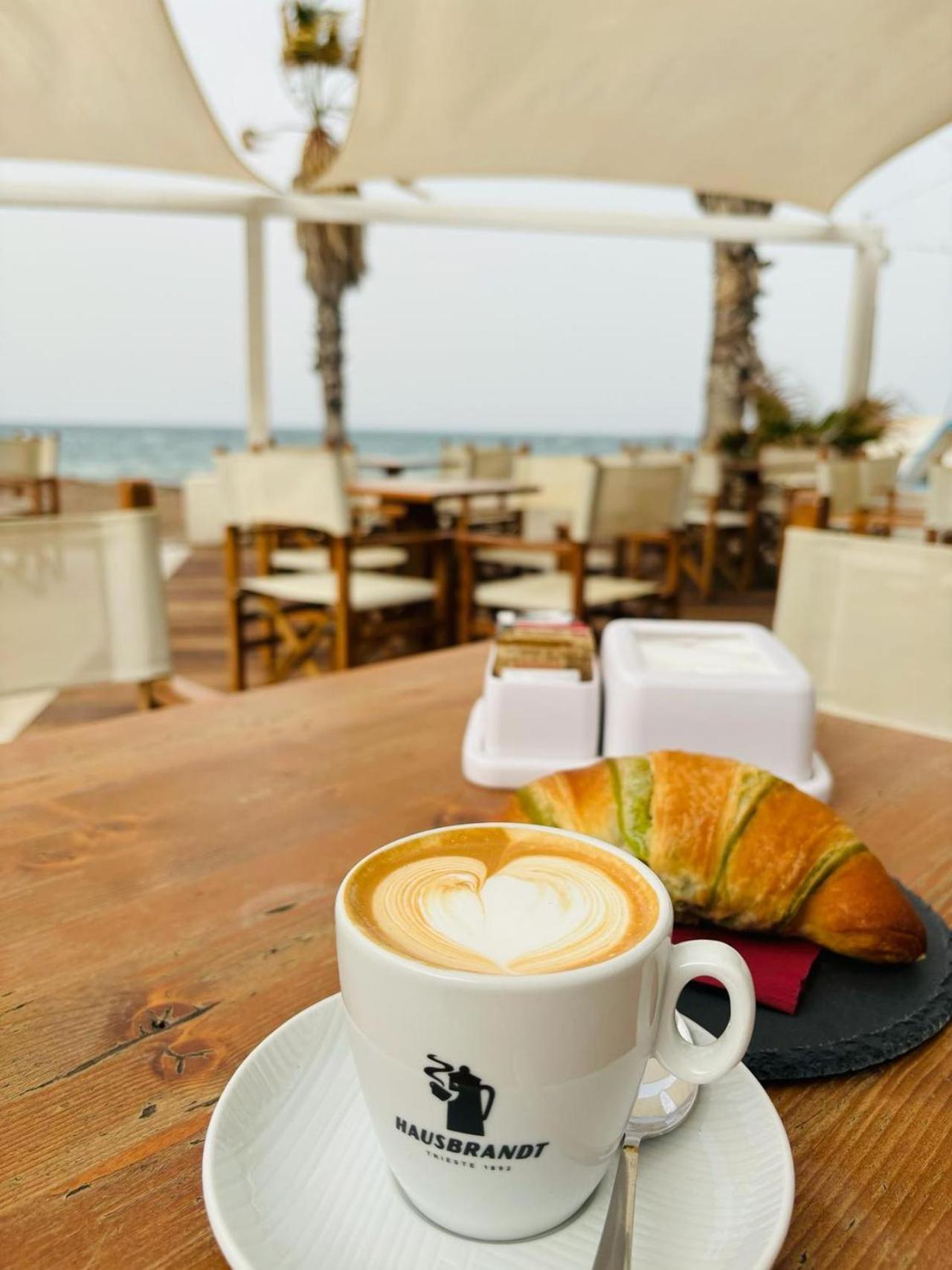 Lido Di Alghero Rooms On The Beach Buitenkant foto