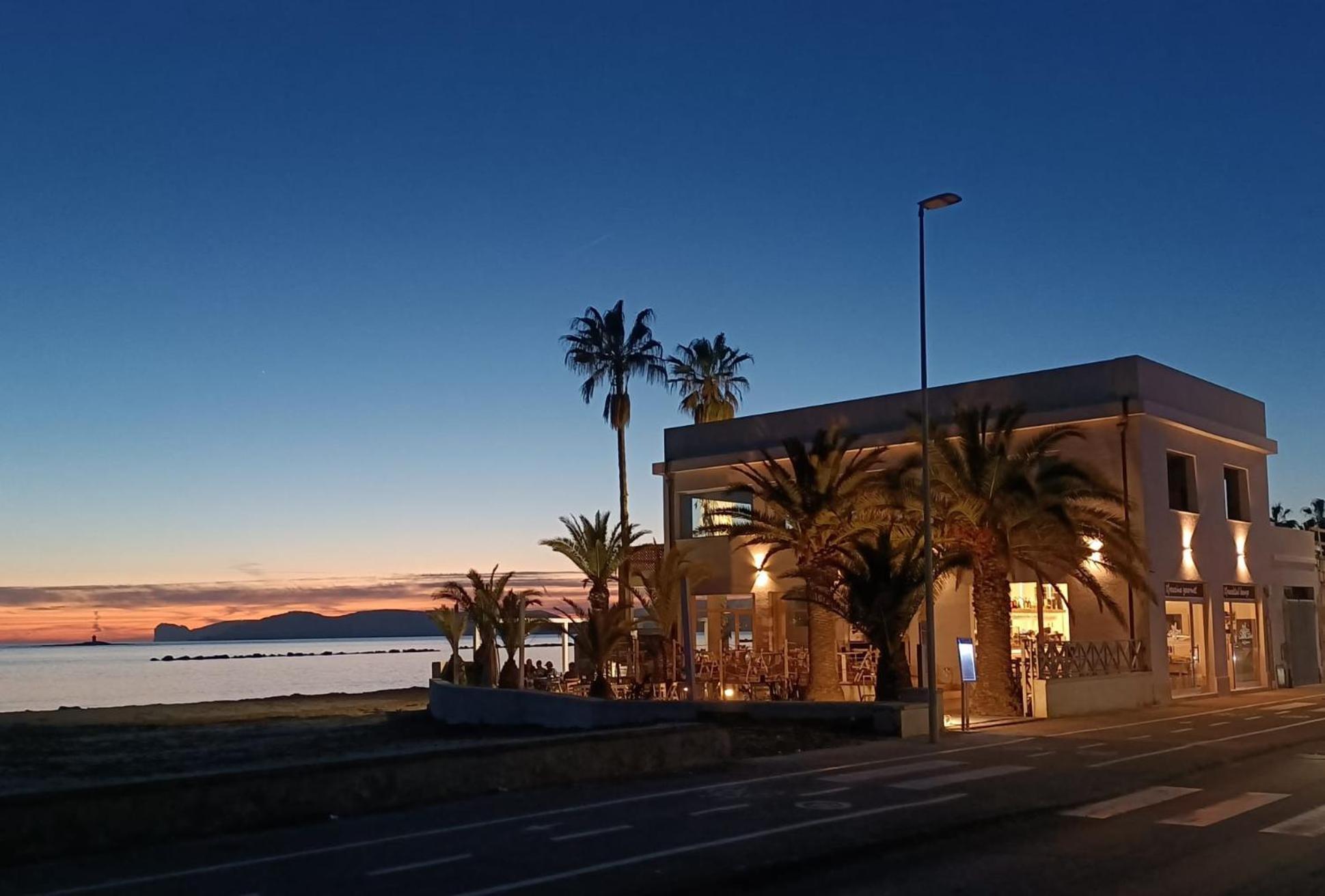 Lido Di Alghero Rooms On The Beach Buitenkant foto