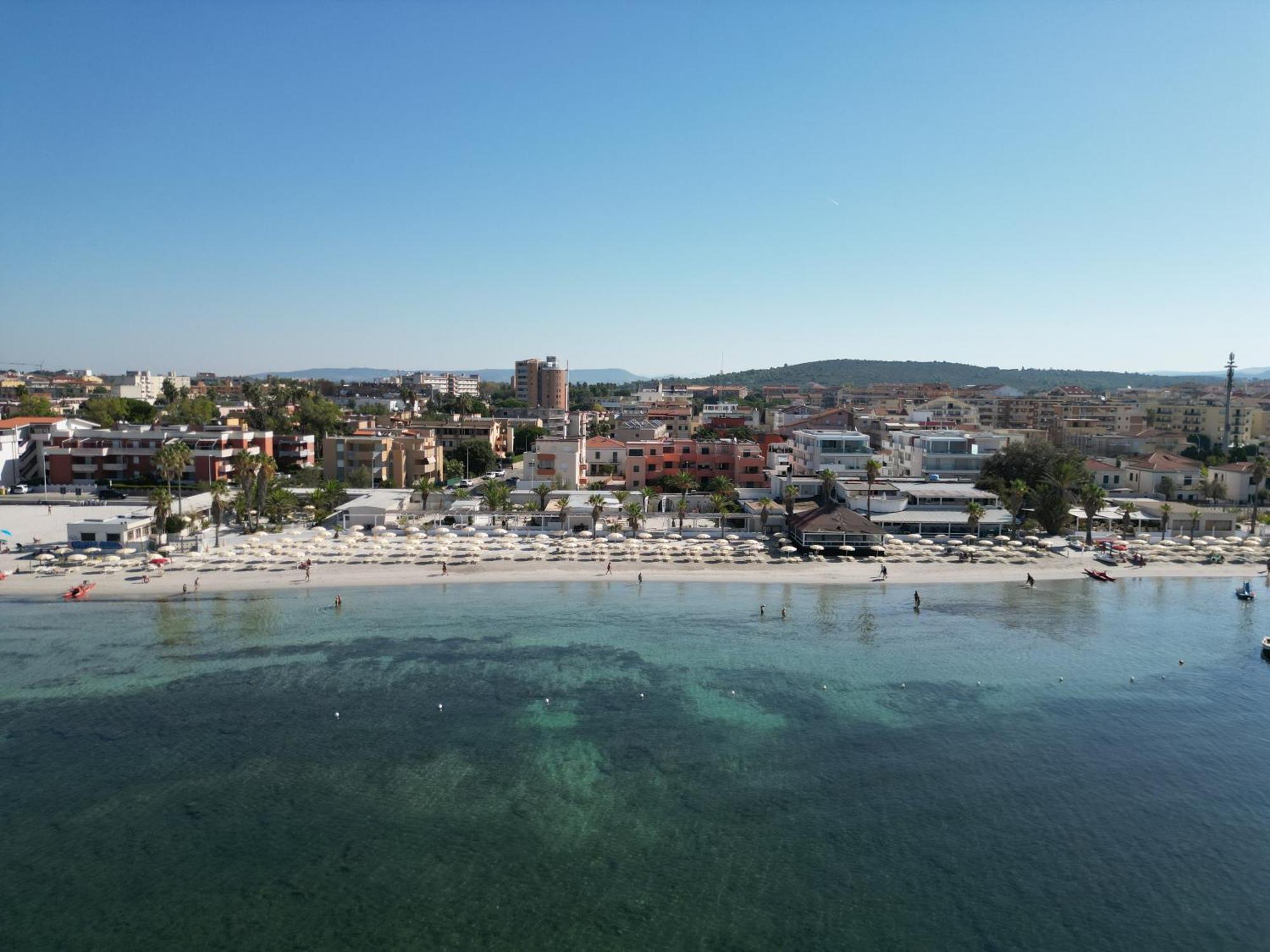 Lido Di Alghero Rooms On The Beach Buitenkant foto