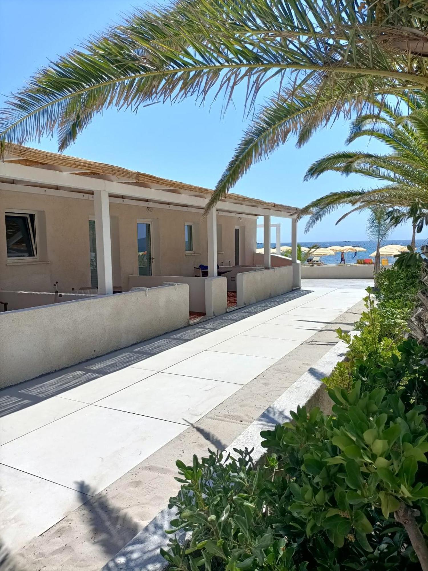 Lido Di Alghero Rooms On The Beach Buitenkant foto